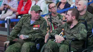 Минздрав РФ заявил об оказании психолого-психиатрической помощи сотням тысяч участников СВО и создании тысяч специализированных кабинетов по стране, а также о запуске цифровых инструментов для раннего выявления расстройств.