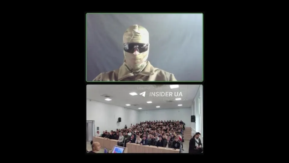 Украинским спецслужбам удалось подключиться к закрытой онлайн-конференции Кубанского государственного аграрного университета, где студентов убеждали подписывать контракты с Минобороны. Вместо ожидаемого участника «СВО» перед молодыми людьми выступил украинский военнослужащий, предупредивший их о последствиях участия в войне и напомнивший о масштабных потерях российской армии.
