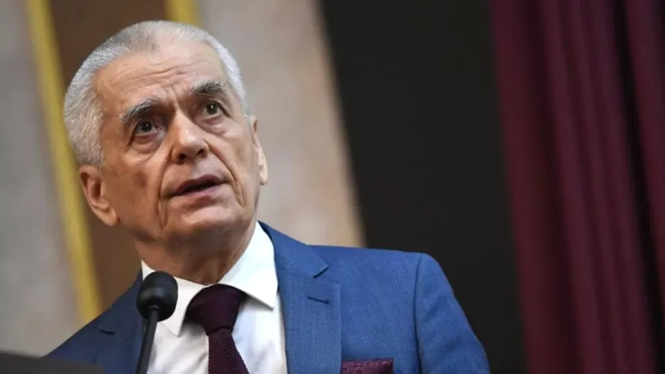 Академик предупреждает, что резкая смена климата и часовых поясов во время коротких зарубежных поездок может навредить здоровью. Между тем бронирования на майские упали, а в Краснодарском крае продолжается экологическая авария с утечкой нефтепродуктов.