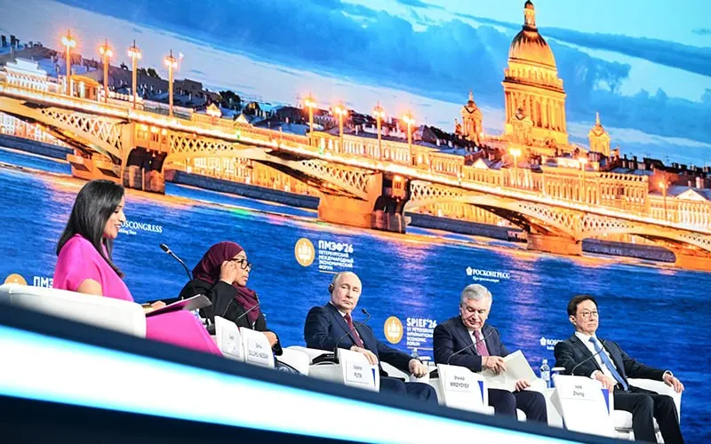 Премьер-министр согласился с предложением спикера Совфеда сократить проведение форумов, которые не дают ощутимой отдачи и требуют бюджетного финансирования.