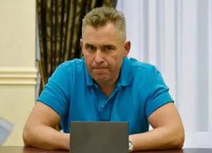 Совет Евросоюза расширил ограничительные меры против России: в перечень внесены свыше 80 физических и юридических лиц, в том числе бывший детский уполномоченный и генеральный прокурор, а также ряд журналистов и блогеров.