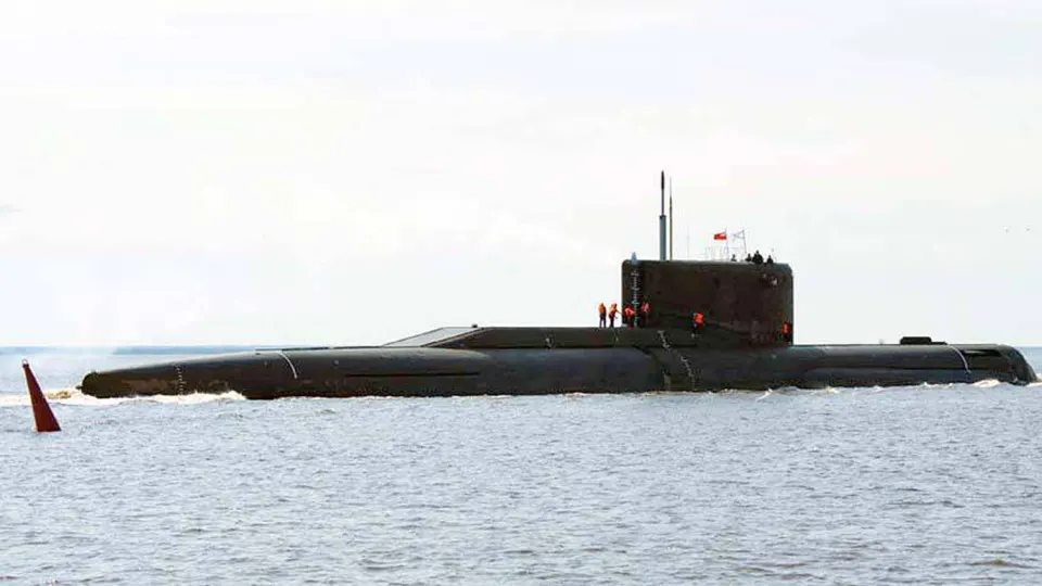 По данным западных разведслужб, Россия могла разрабатывать секретный проект «Скифы», предполагающий размещение пусковых установок на дне Северного Ледовитого океана. Такой ход усложнил бы обнаружение и нейтрализацию ракетных комплексов в случае конфликта.