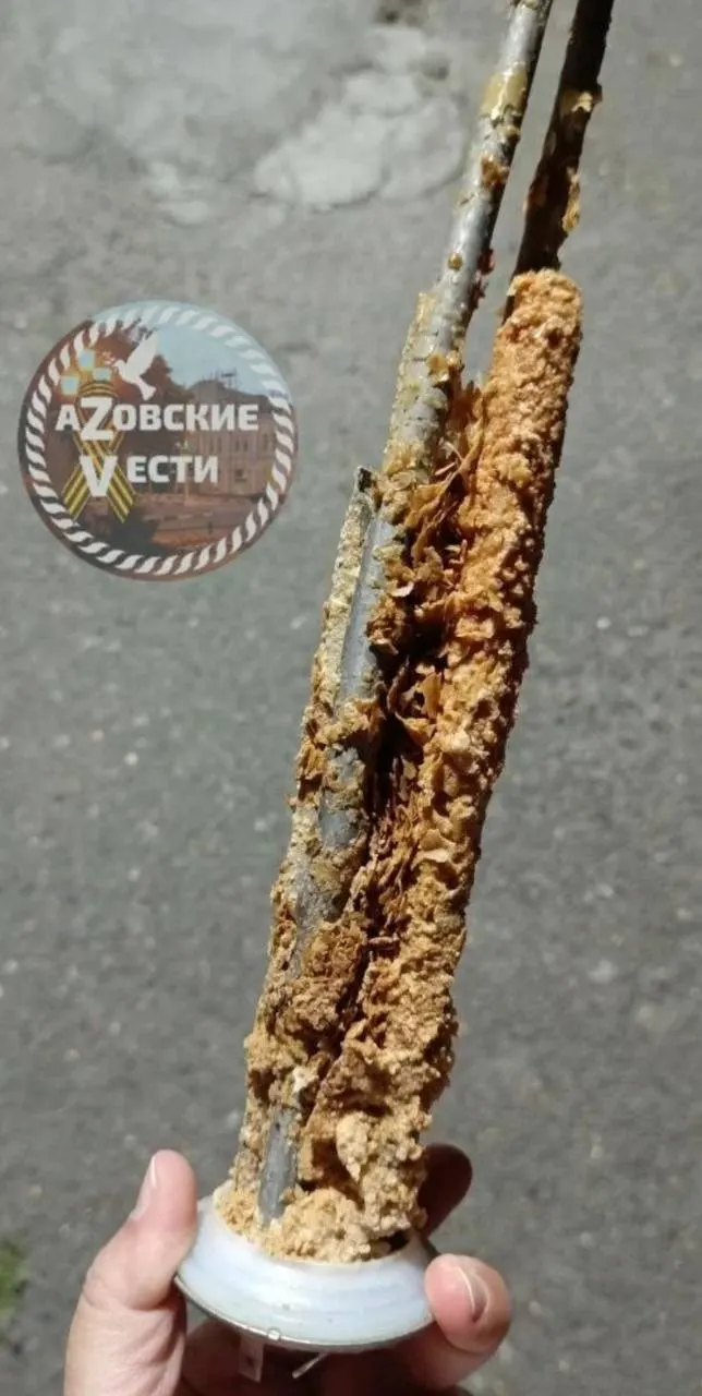 Ирек Файзуллин заявил, что воду из-под крана по-прежнему нужно кипятить. Между тем на проект «Чистая вода» потрачено 137,6 млрд рублей, почти треть средств названа неэффективно, 85 объектов остаются незавершёнными.