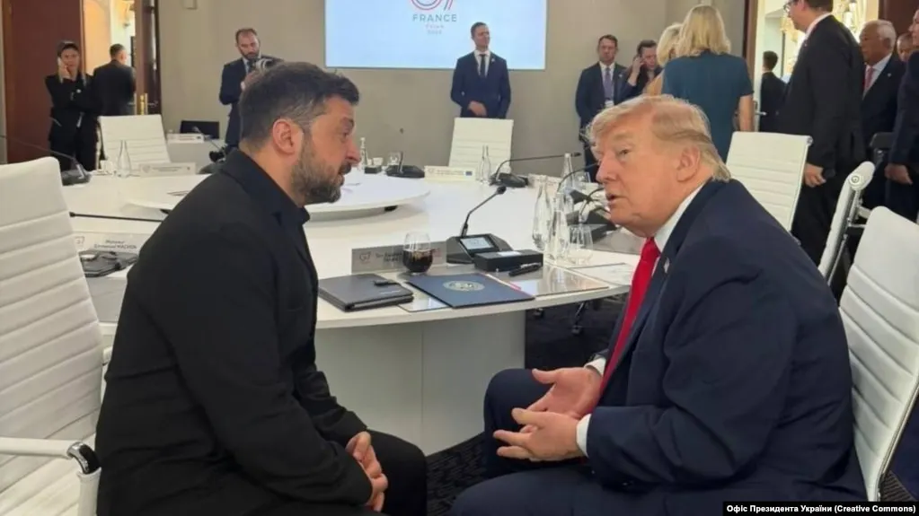На саммите G7 в Эвиане участники согласовали необходимость нарастить давление на Россию, обсуждались возможные новые санкции в энергетике и банковской сфере, а также поставки средств ПВО Украине.