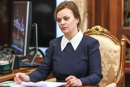 Президент подписал указ о включении в президиум Совета при президенте Анны Цивилевой. В материале — кто она, цель работы Совета и расширение полномочий фонда «Защитники Отечества».