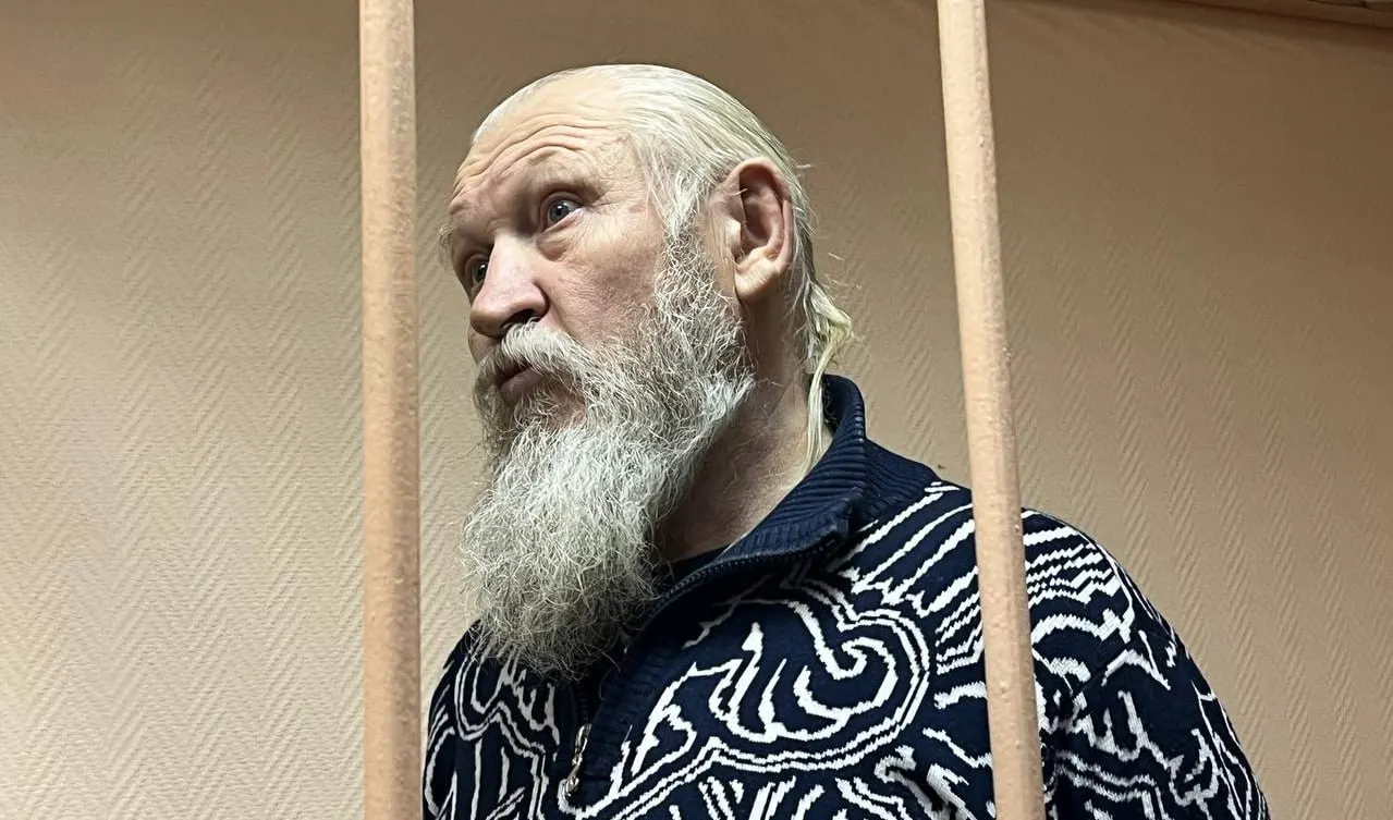 Росфинмониторинг обновил реестр и включил в него Михаила Александровича Глущенко — бывшего депутата от ЛДПР, осуждённого за соучастие в убийстве Галины Старовойтовой.