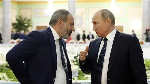 Премьер Армении обратился к российскому лидеру с требованием принять меры из‑за ограничений на поставки армянской продукции; в разговоре также затронули вопрос референдума о дальнейшем внешнеполитическом курсе страны. Товарооборот сократился на 21,5%.