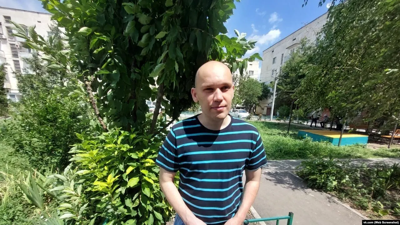 Минюст включил в список участников организации «Крымская солидарность» 137 человек, среди них — инвалид I группы Игорь Никитенко. Правозащитники предупреждают о рисках для попавших в реестр и возможных штрафах и уголовной ответственности.