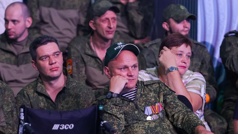 Обсуждаются квоты на прием участников СВО в рамках реформ рынка труда. Исследования показывают, как такие меры влияют на отклик работодателей и региональные подходы к найму.