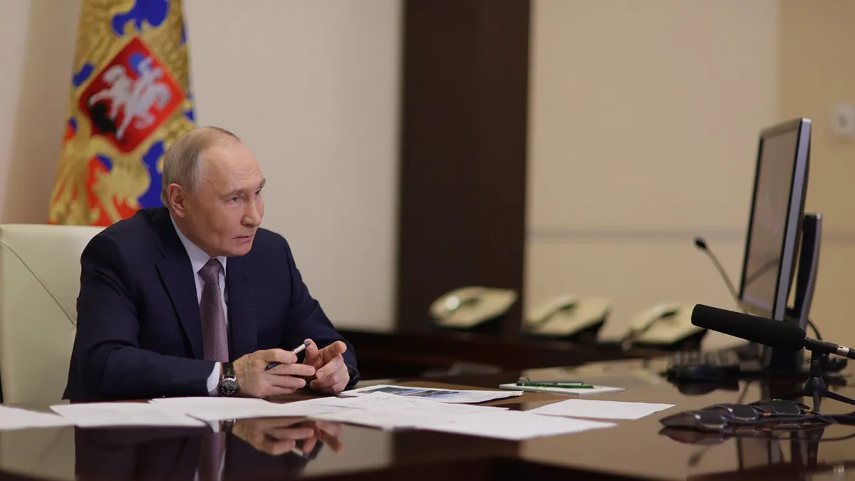 Указ предусматривает возможность введения внешнего управления над критически важной инфраструктурой в случае несоблюдения мер по ее обеспечению.