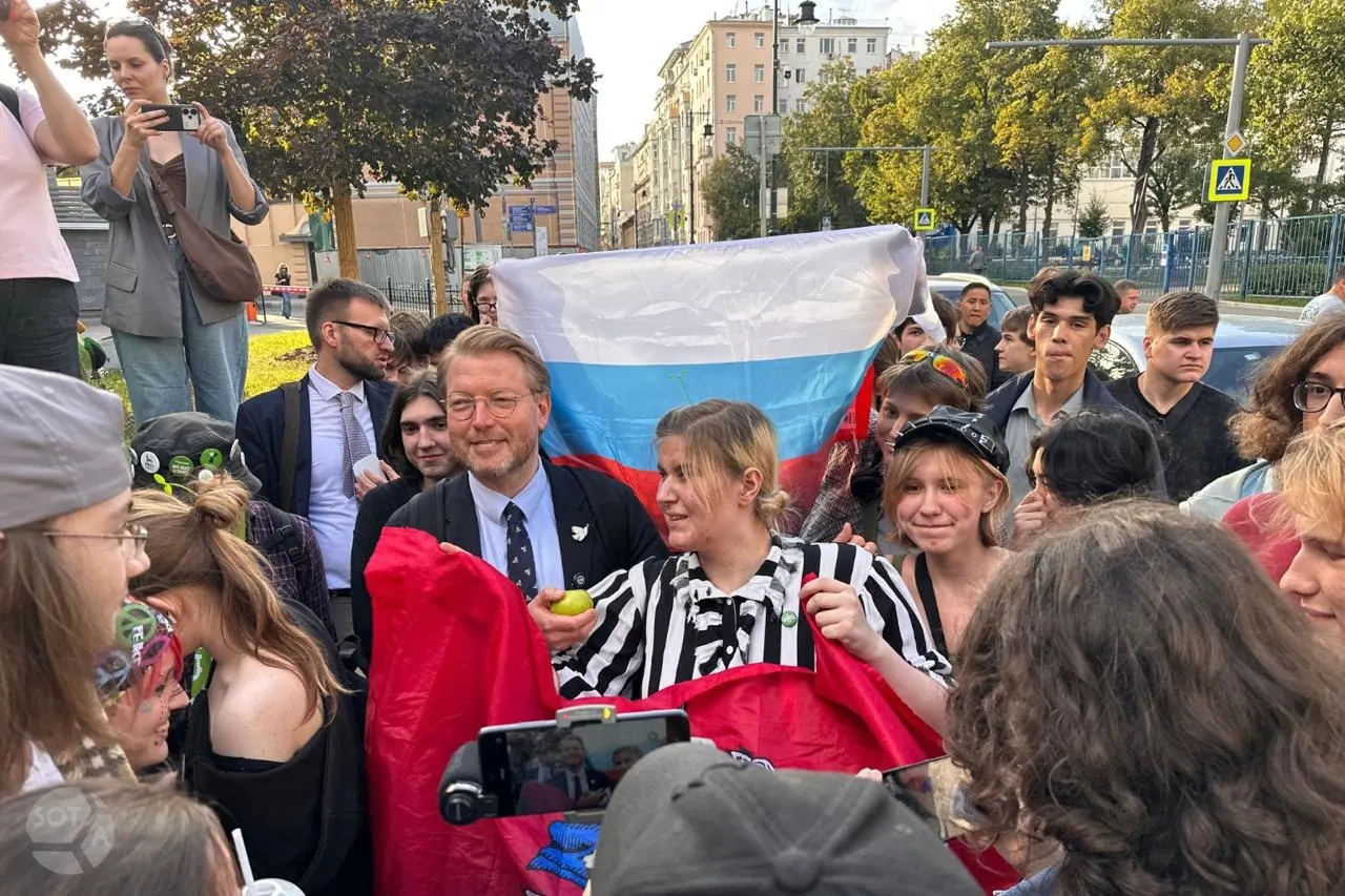 Верховный суд отказался передавать жалобу на отмену регистрации федерального списка партии «Яблоко» на выборы в Госдуму.