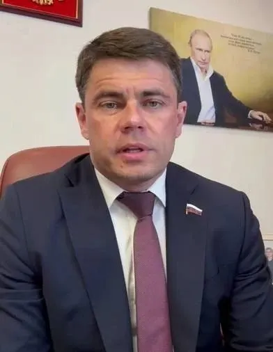 Глава Госдумы по информполитике отметил роль национального мессенджера в формировании суверенного интернета на фоне давления зарубежных факторов.