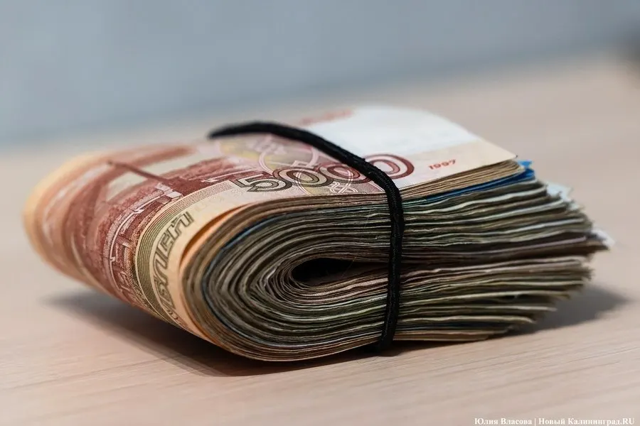 Объем кредитования физлиц в Калининградской области достиг свыше 212,8 млрд рублей за год, портфель жителей вырос до 263,4 млрд, чему способствовало снижение ключевой ставки.